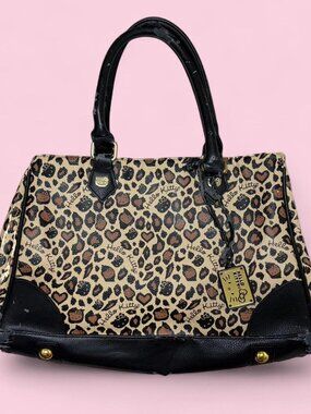 Hello Kitty leopard print bag
